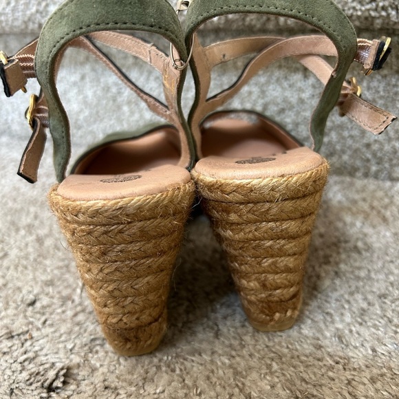 NWOT Eric Michael espadrille wedge. Olive green leather peep toe. Made in Spain. - Picture 4 of 11